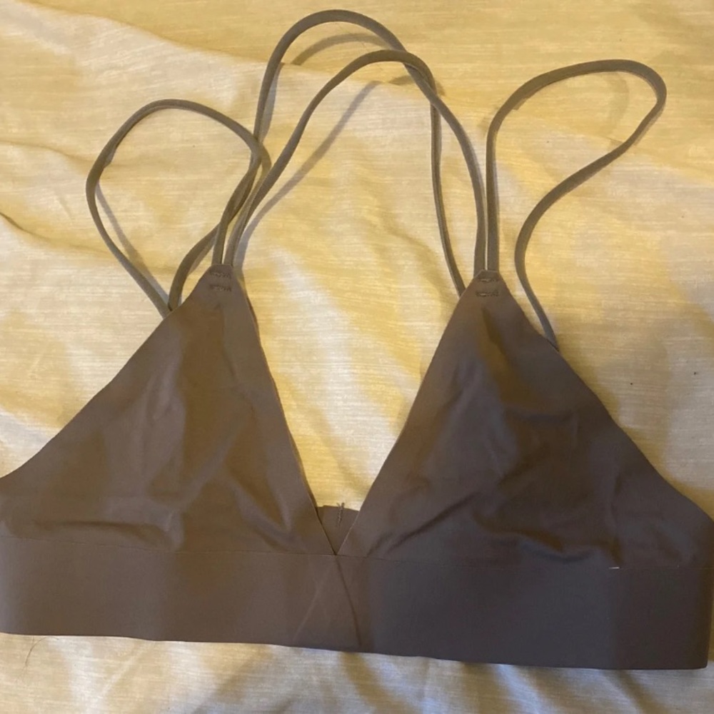 Fashion Nova bralette